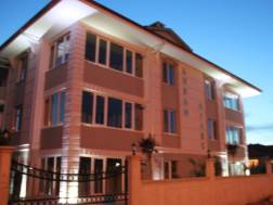  Dış Görünüm - Gece